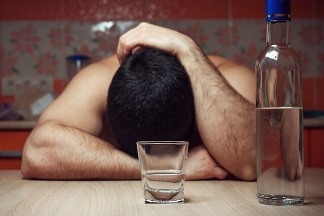 Мъжки алкохолизъм, водещ до фатални последици за организма
